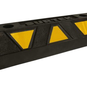 Tope de estacionamiento con triángulos reflejantes de 54 x 16 x 11 cm Surtek 137459